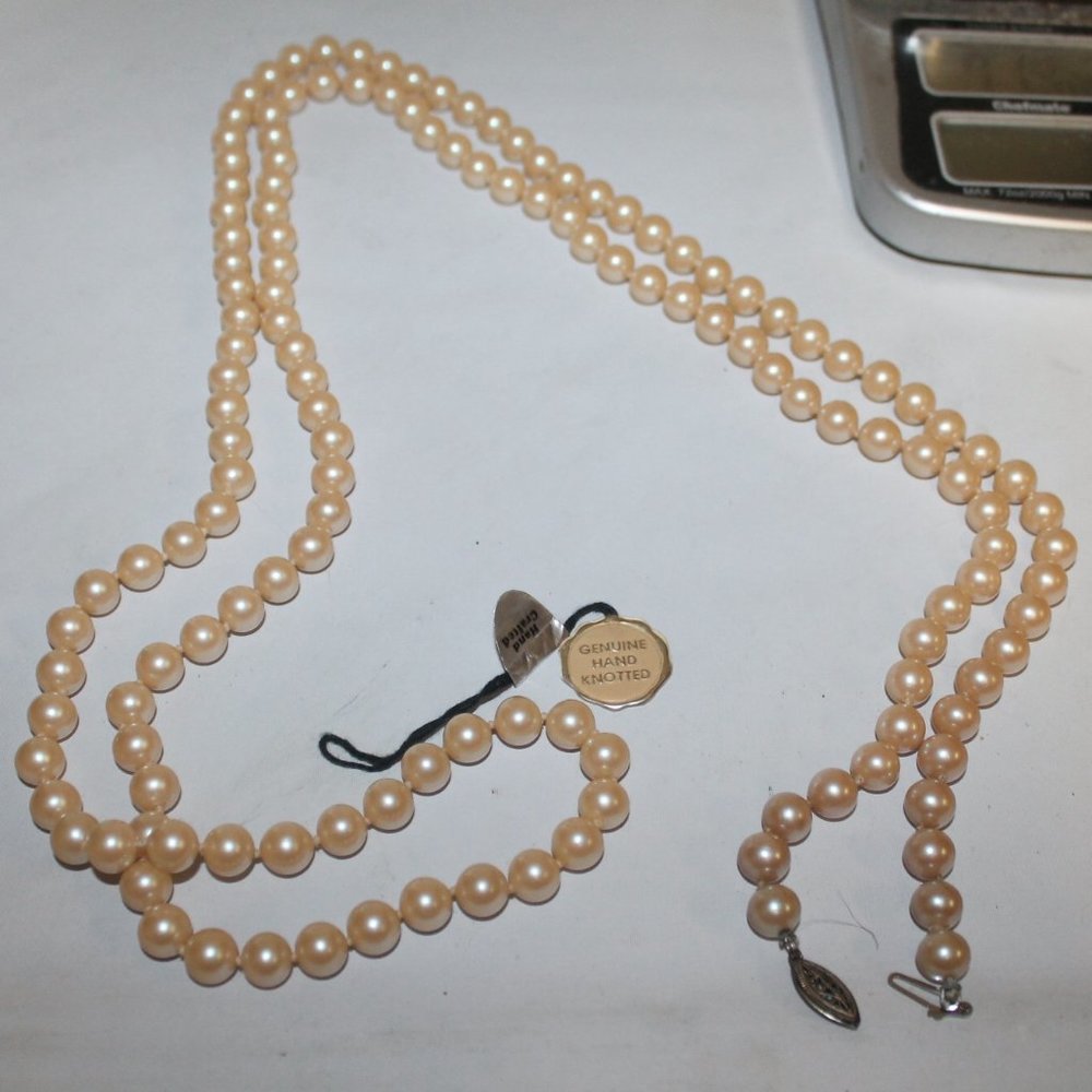 New Hand Knotted Hand Crafted X-Long Cultured Pearls Strand Necklace w Case - Picture 3 of 9